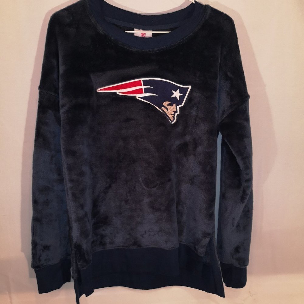 NFL Teen Apparel New England Patriots Size Medium Navy Sweatshirt